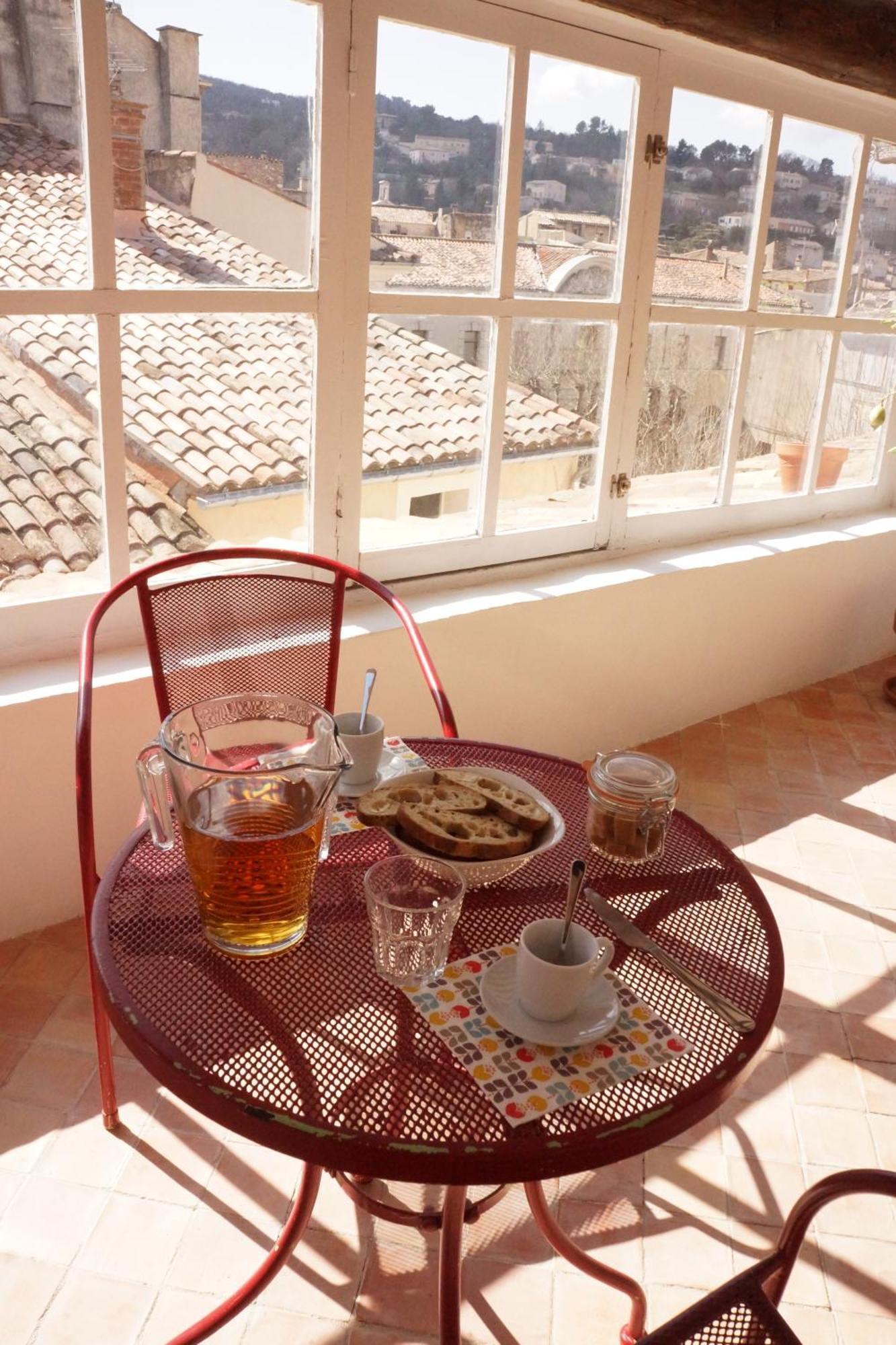 Longo Mai Bed & Breakfast Apt